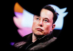 উত্তরসূরি পাওয়া গেলে টুইটারের সিইও পদ থেকে সরে দাঁড়াবেন মাস্ক
